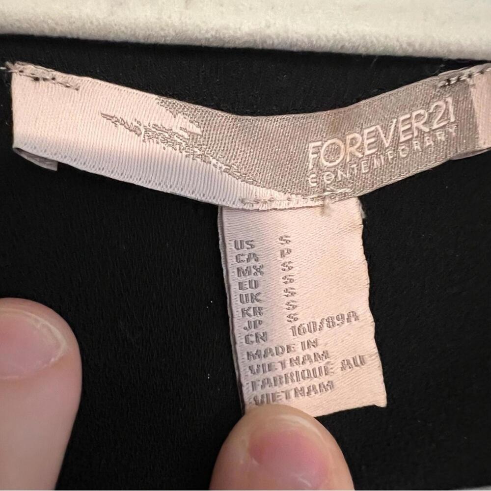 Forever 21 Two Tone Dress - Picture 2 of 2